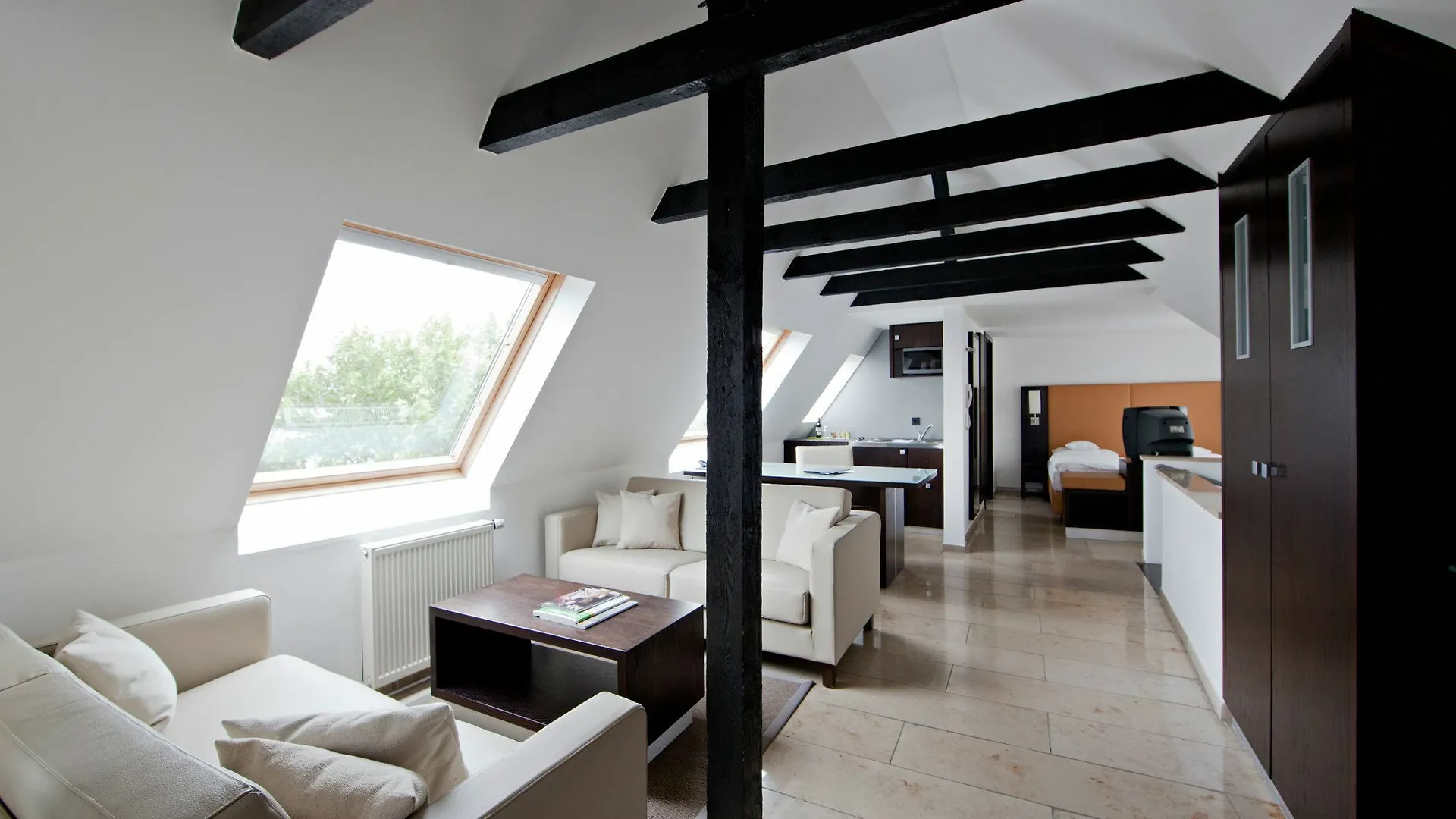 Burns Apartments Dusseldorf