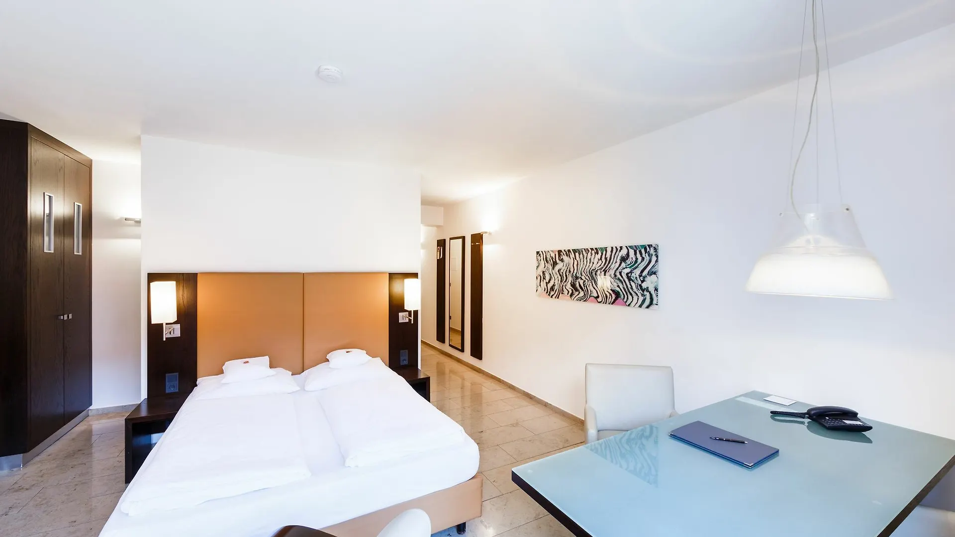 Burns Apartments Dusseldorf Germany